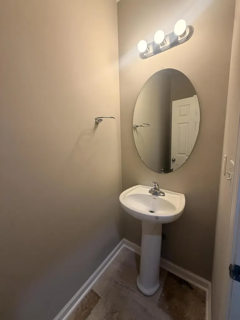 3855 Lochdale Terrace Lexington KY 40514