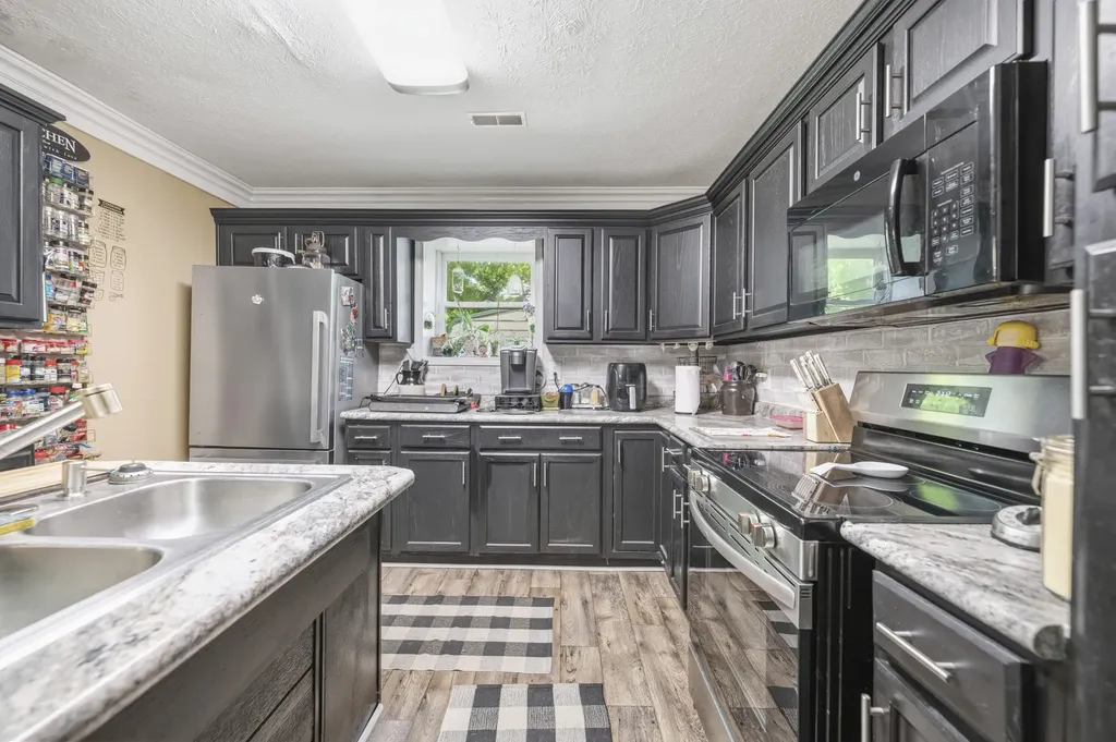 3516 River Drive Richmond KY 40475