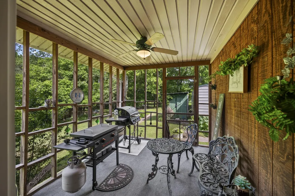3516 River Drive Richmond KY 40475