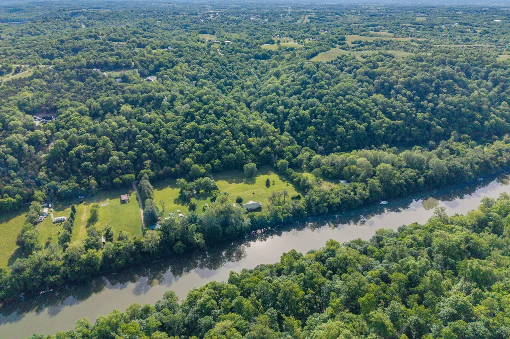 3516 River Drive Richmond KY 40475
