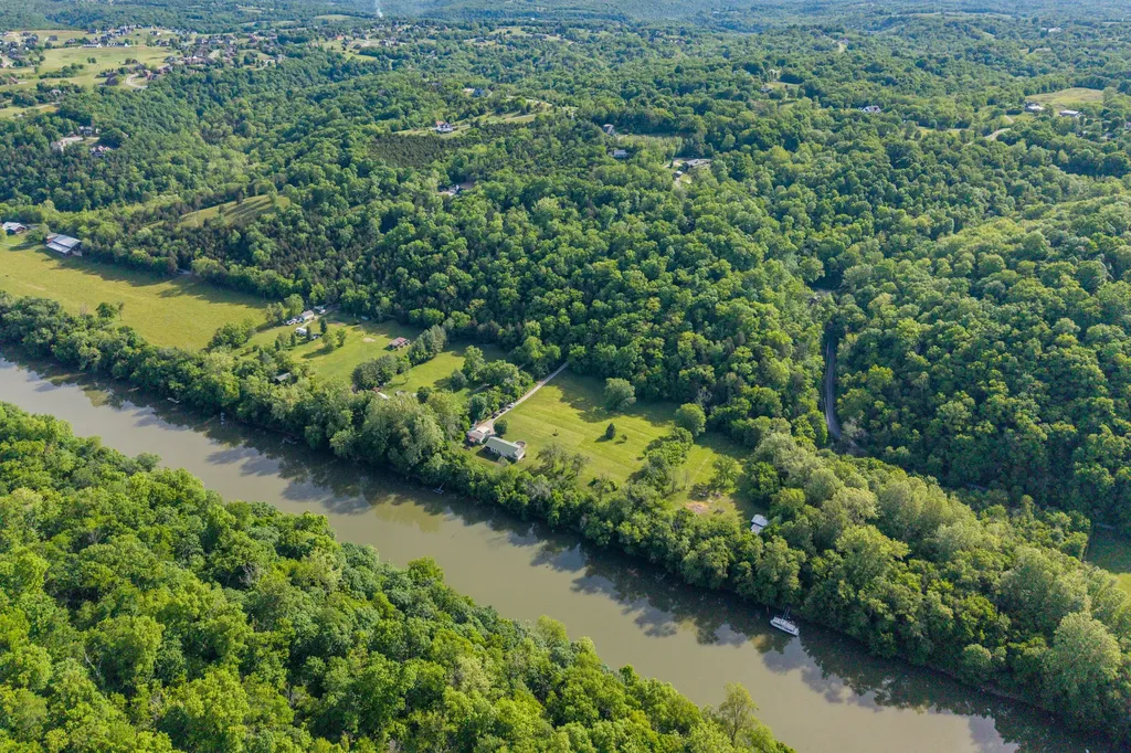 3516 River Drive Richmond KY 40475