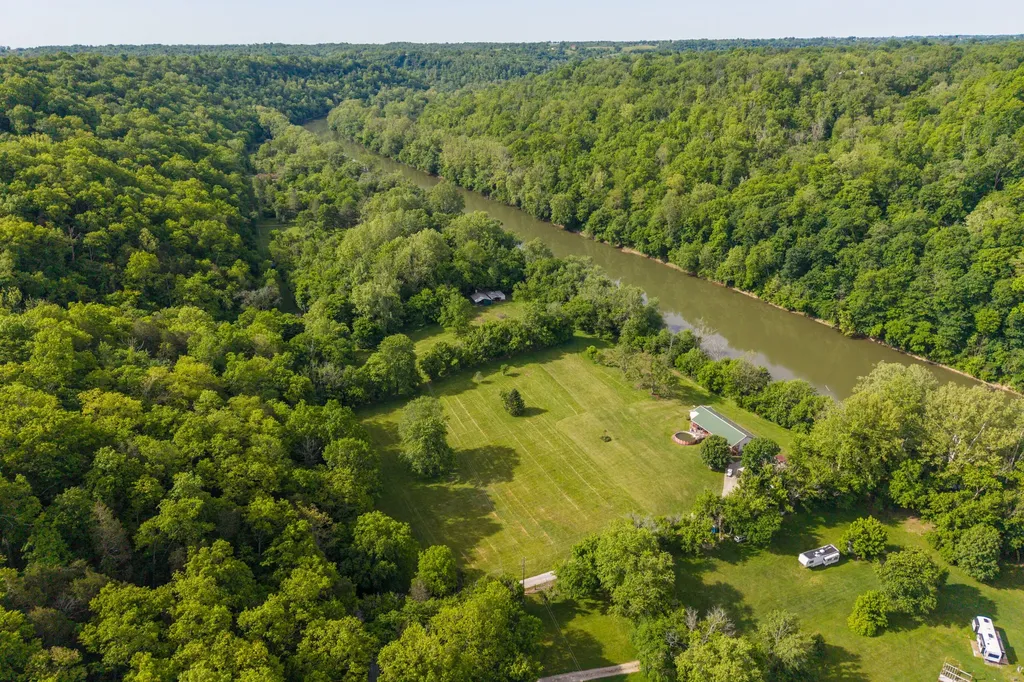 3516 River Drive Richmond KY 40475