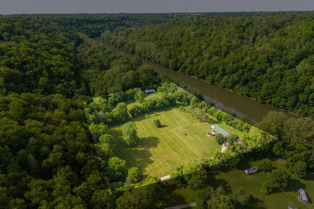 3516 River Drive Richmond KY 40475