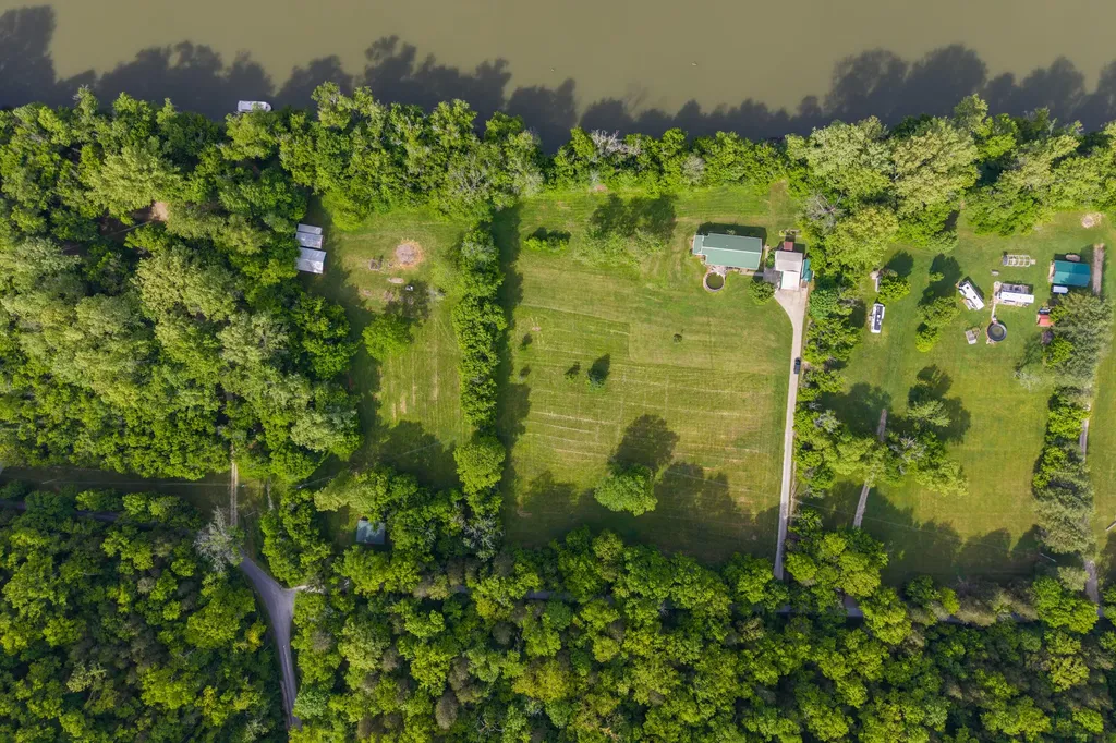 3516 River Drive Richmond KY 40475