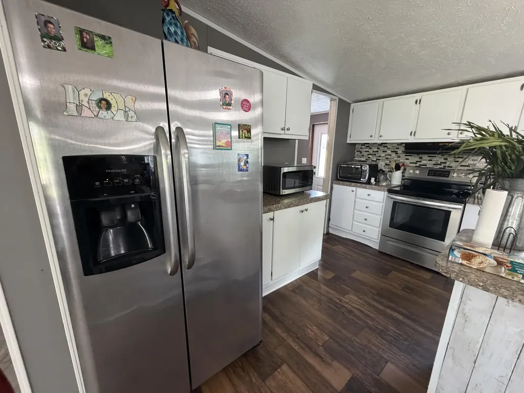 1195 State Highway 3041 Corbin KY 40701