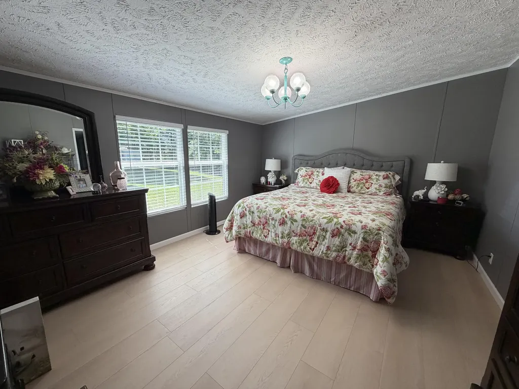 1195 State Highway 3041 Corbin KY 40701