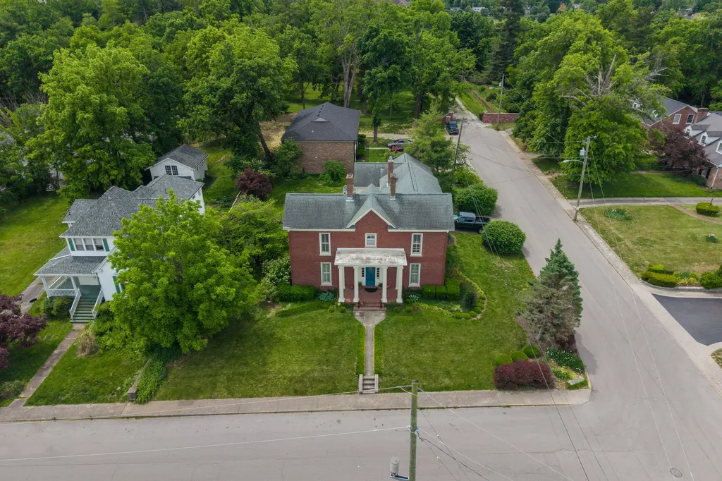 450 Oak Street Richmond KY 40475