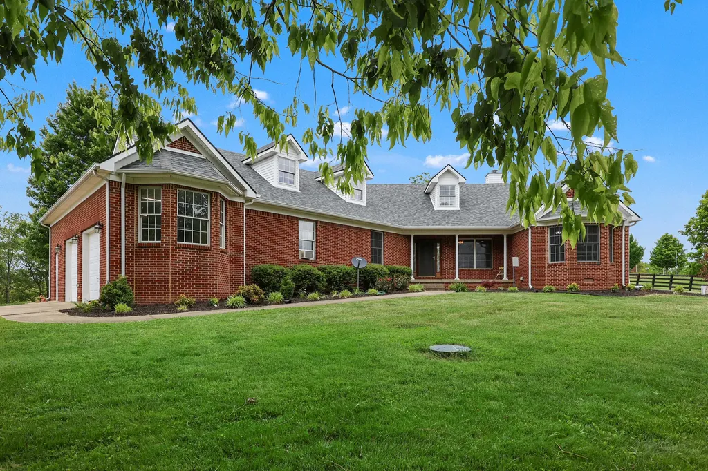 1478 Donaldson Road Winchester KY 40391