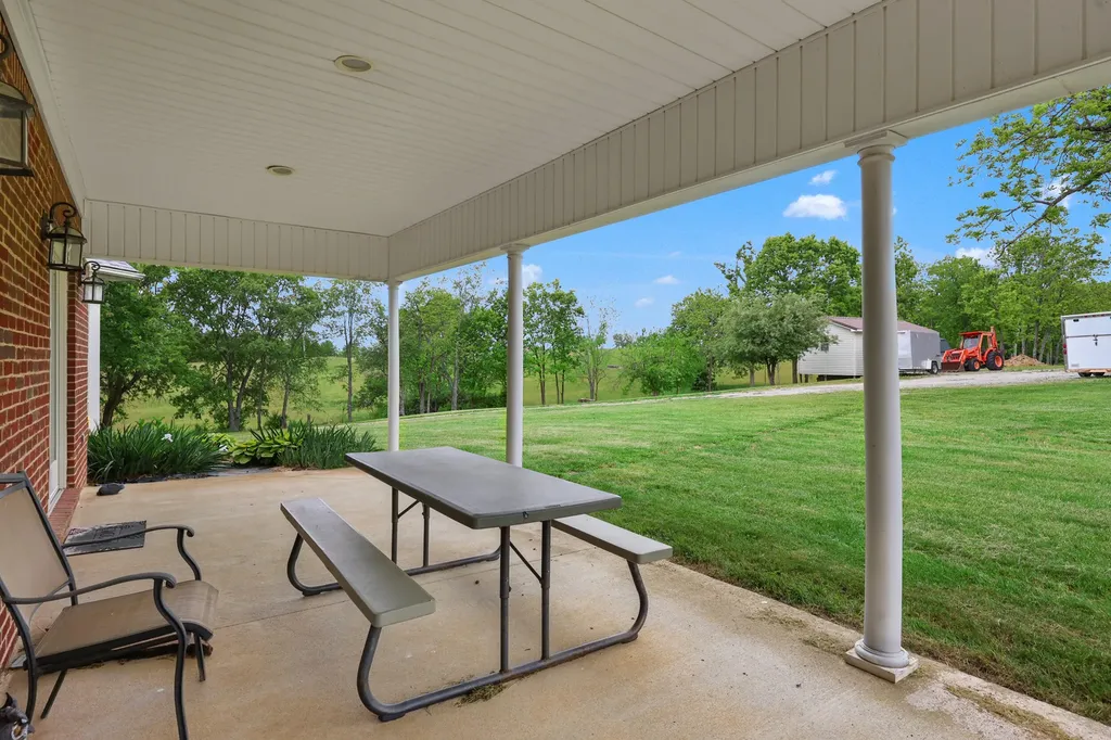 1478 Donaldson Road Winchester KY 40391