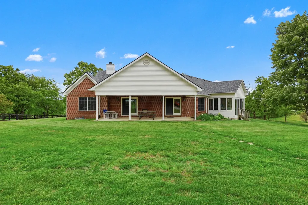1478 Donaldson Road Winchester KY 40391