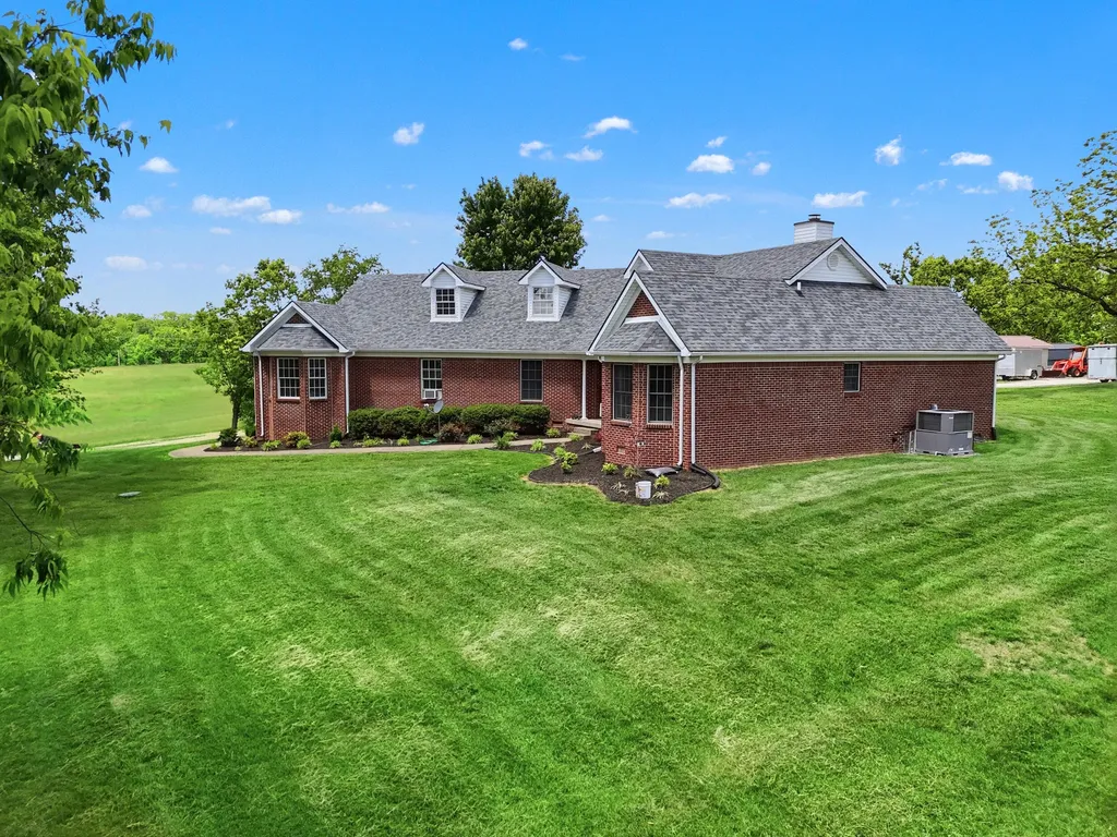 1478 Donaldson Road Winchester KY 40391