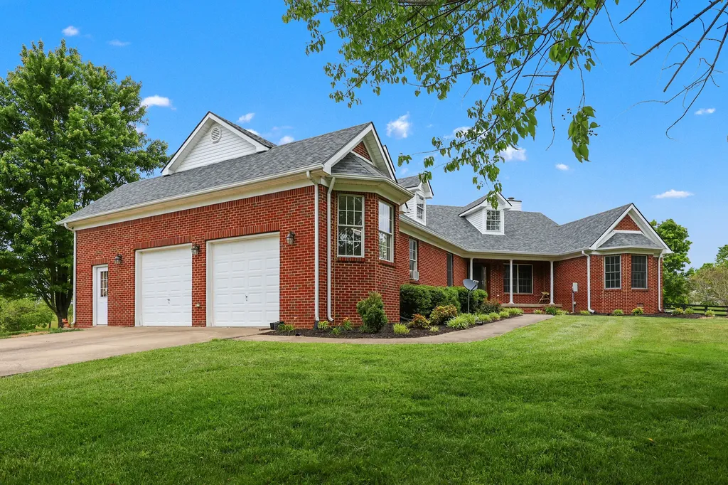 1478 Donaldson Road Winchester KY 40391