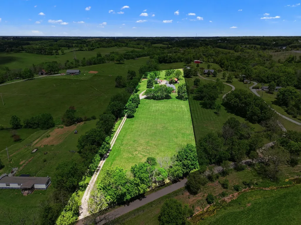 1478 Donaldson Road Winchester KY 40391