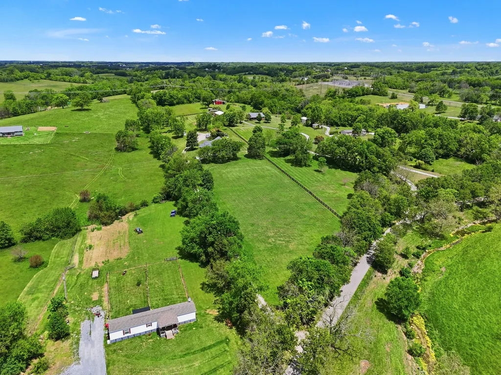 1478 Donaldson Road Winchester KY 40391