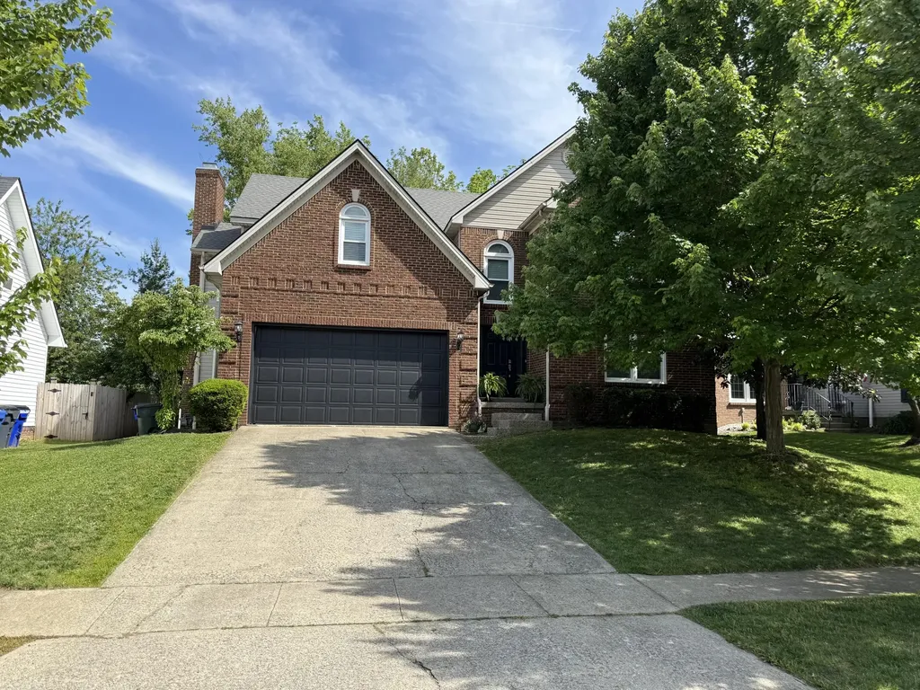 712 Maple Ridge Lane Lexington KY 40509