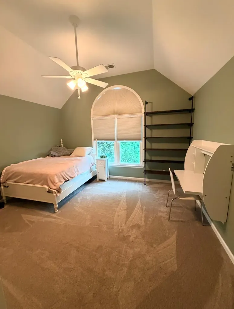712 Maple Ridge Lane Lexington KY 40509