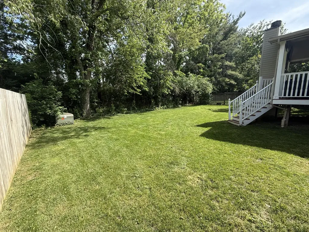 712 Maple Ridge Lane Lexington KY 40509