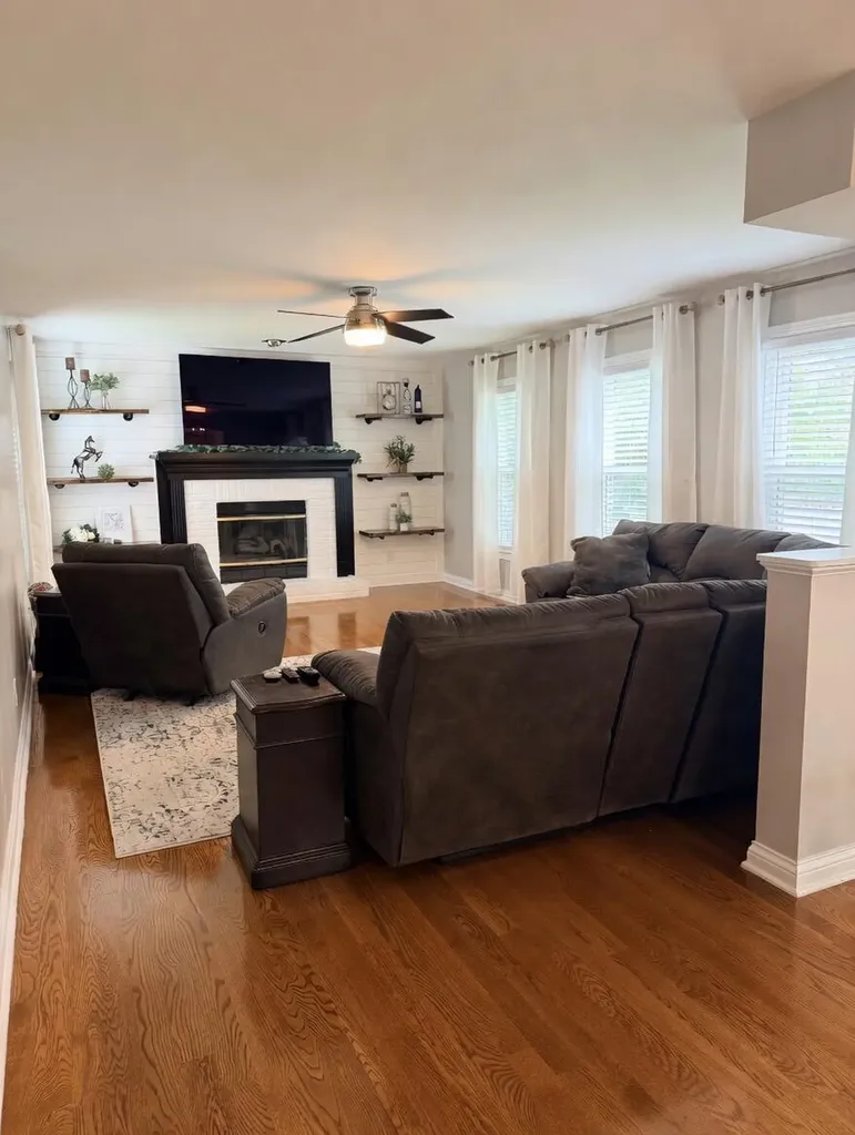 712 Maple Ridge Lane Lexington KY 40509