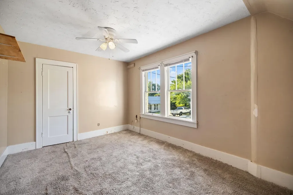 124 N Richardson Drive Somerset KY 42501