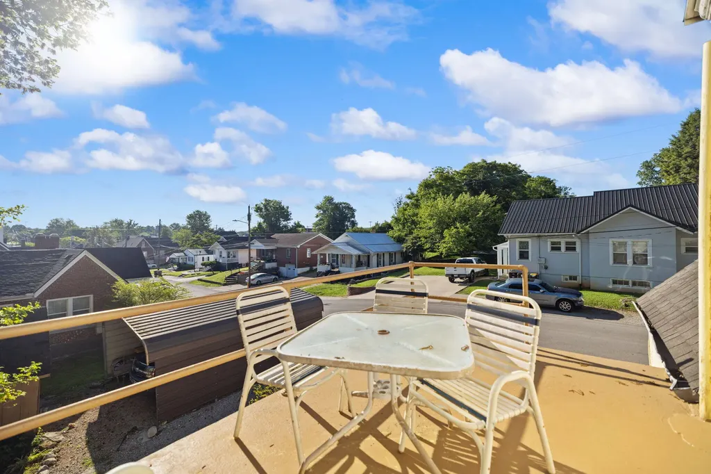 124 N Richardson Drive Somerset KY 42501