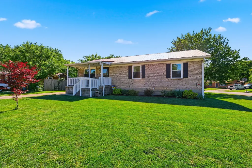 201 Winding Way Wilmore KY 40390