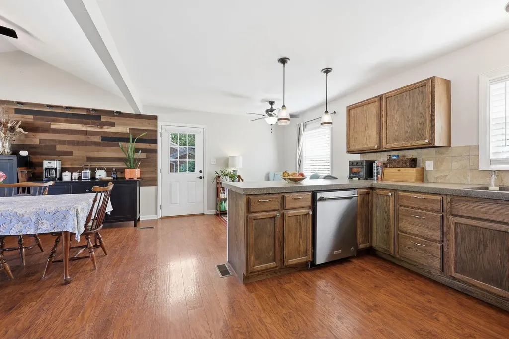 201 Winding Way Wilmore KY 40390