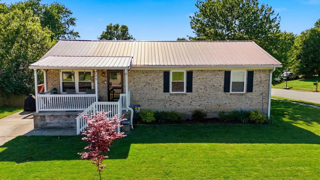 201 Winding Way Wilmore KY 40390