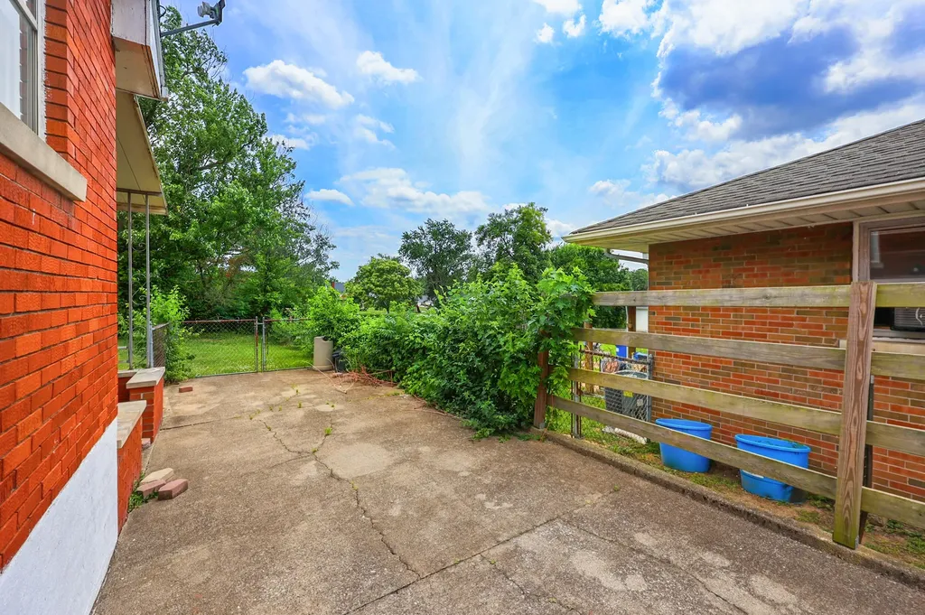 312 Logan Avenue Richmond KY 40475