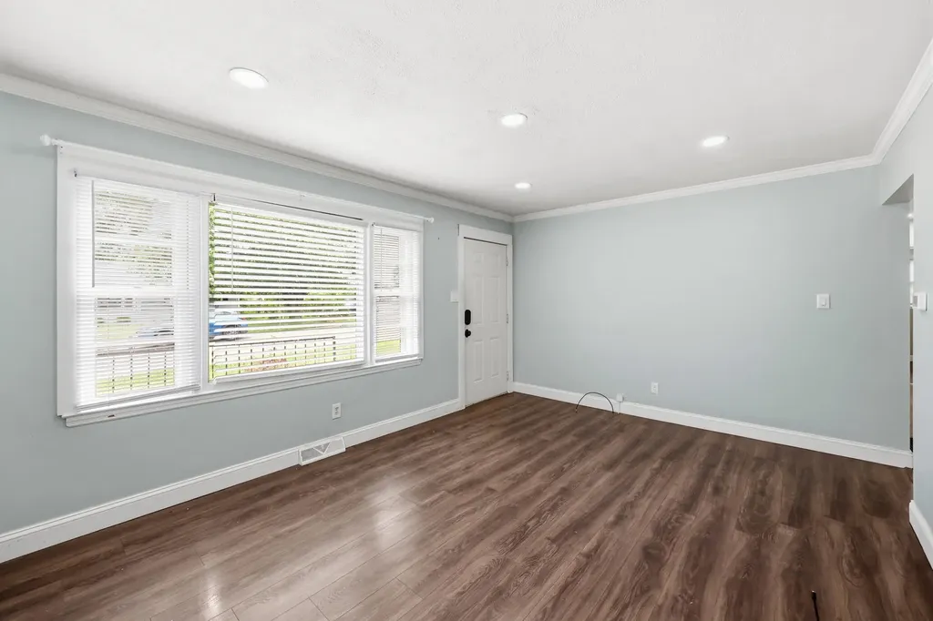 312 Logan Avenue Richmond KY 40475