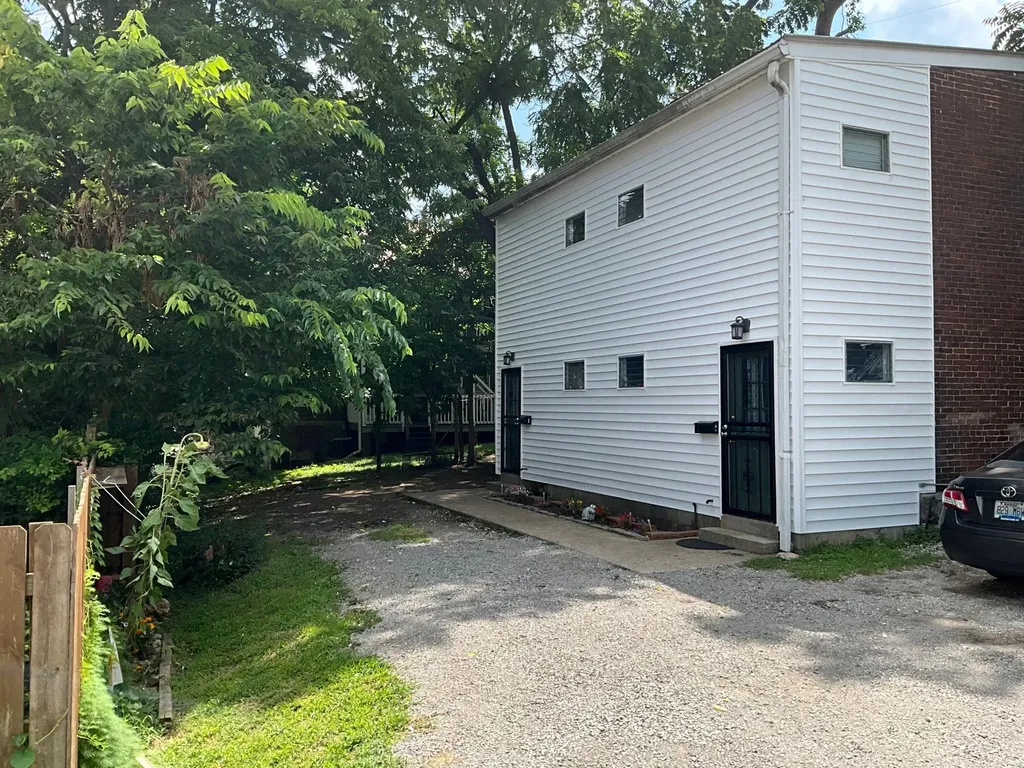 127 N Court Street Georgetown KY 40324