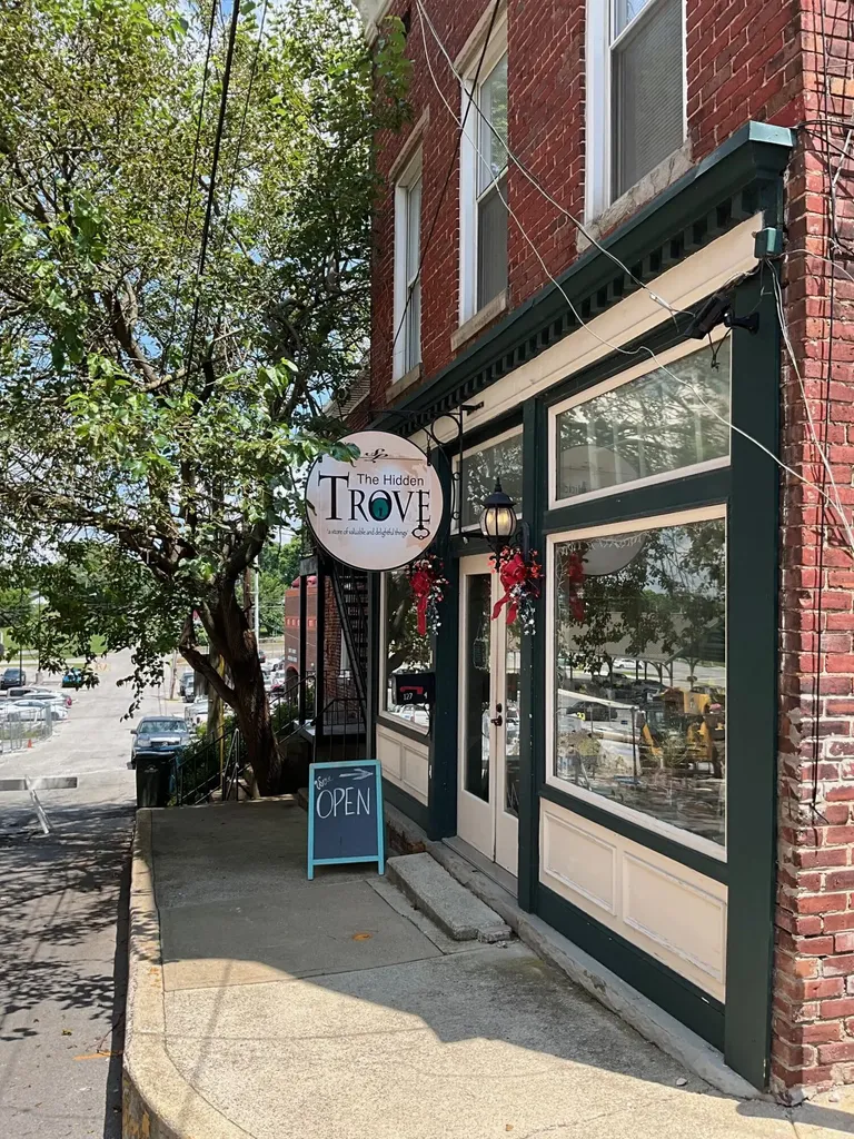 127 N Court Street Georgetown KY 40324