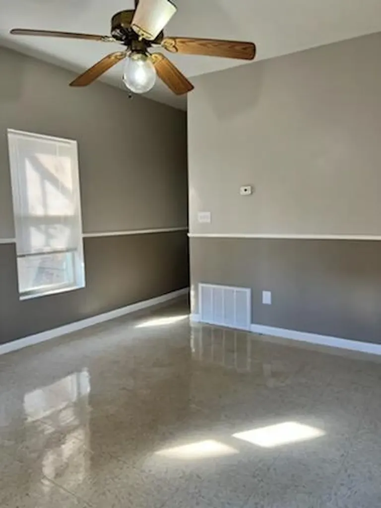 127 N Court Street Georgetown KY 40324