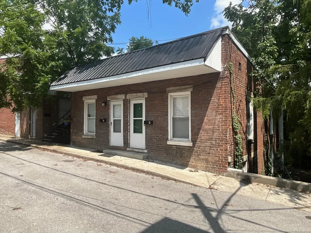 127 N Court Street Georgetown KY 40324