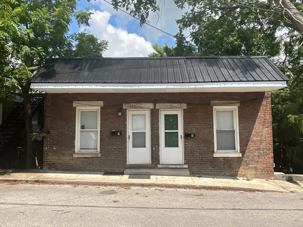 127 N Court Street Georgetown KY 40324