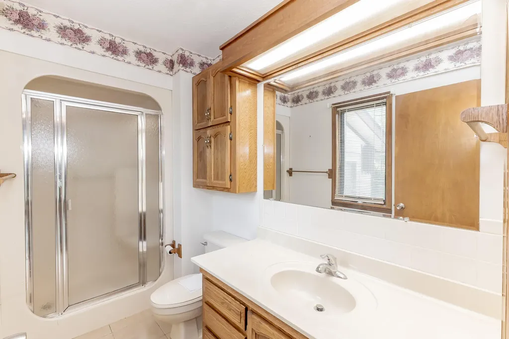 132 Alchera Avenue Monticello KY 42633