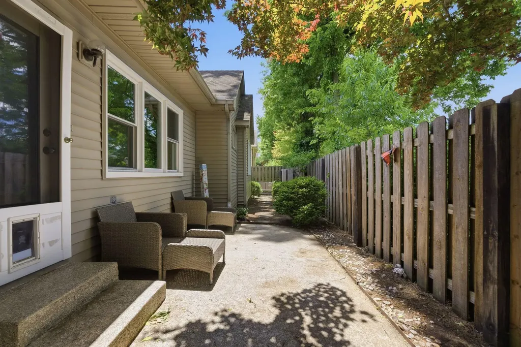 2917 Tabor Oaks Lane Lexington KY 40502