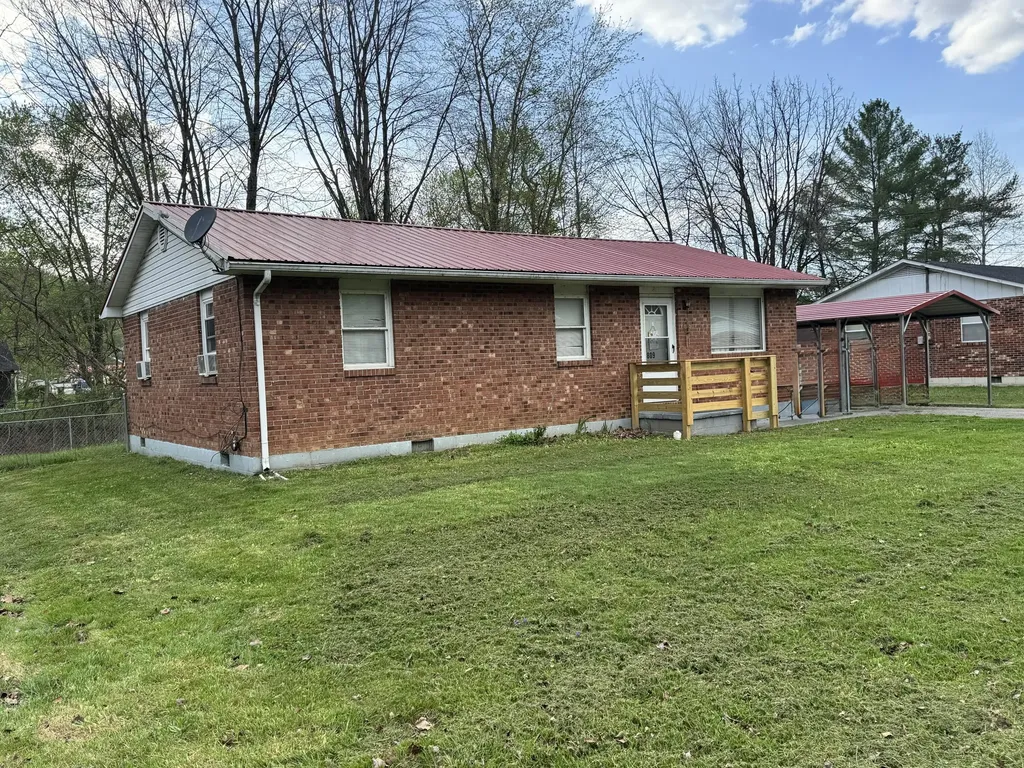 809 Boone Place Morehead KY 40351
