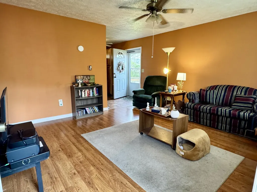 809 Boone Place Morehead KY 40351