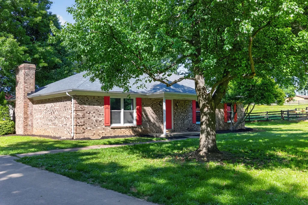 1090 Delaney Ferry Road Nicholasville KY 40356