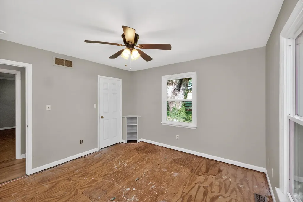 1090 Delaney Ferry Road Nicholasville KY 40356
