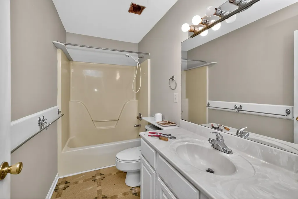 1090 Delaney Ferry Road Nicholasville KY 40356