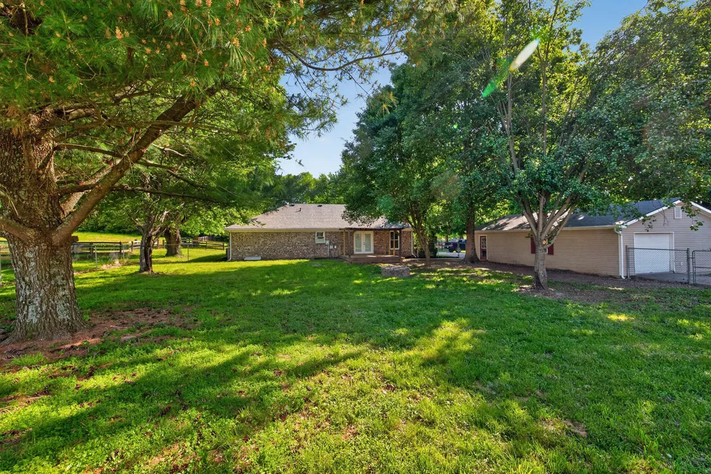 1090 Delaney Ferry Road Nicholasville KY 40356