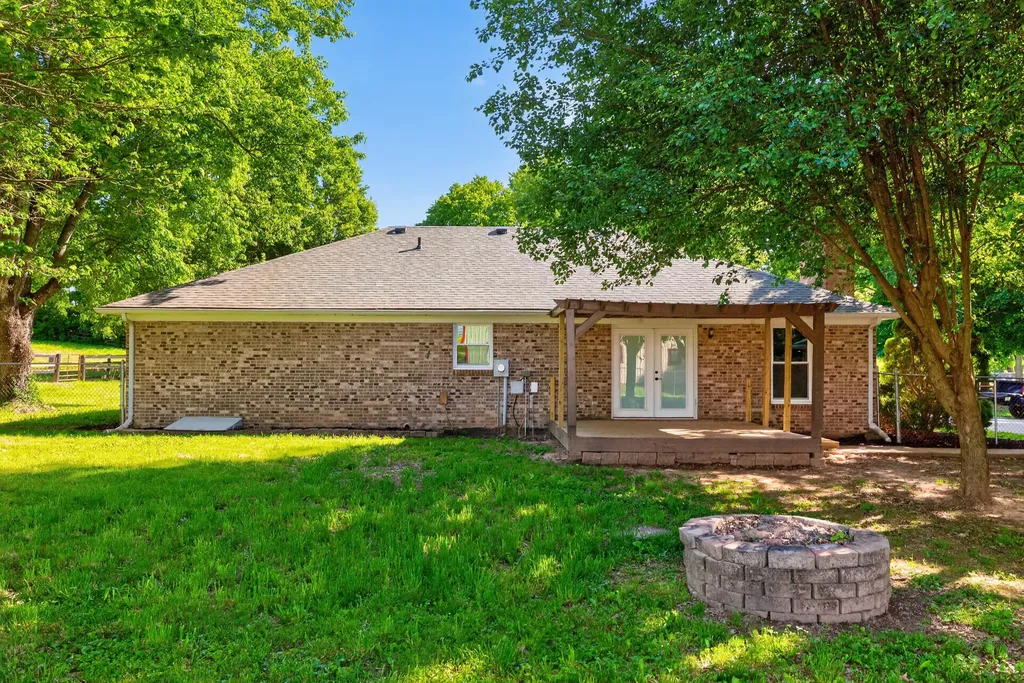 1090 Delaney Ferry Road Nicholasville KY 40356