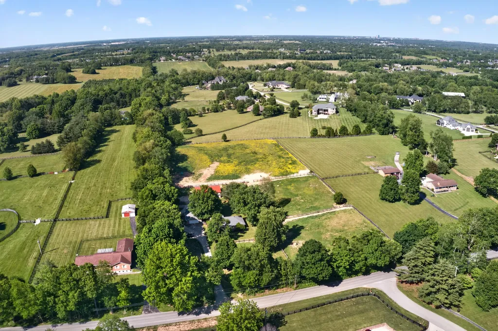 1090 Delaney Ferry Road Nicholasville KY 40356