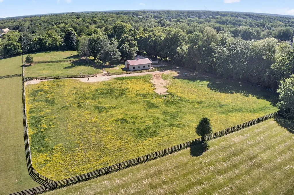 1090 Delaney Ferry Road Nicholasville KY 40356