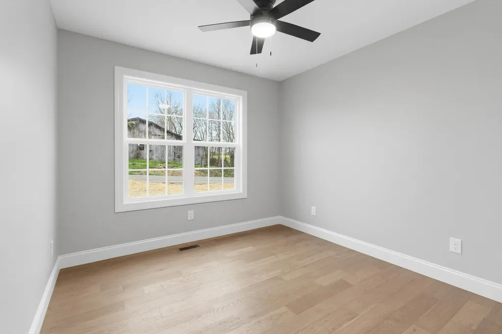 3661 Old Whitley Road London KY 40744