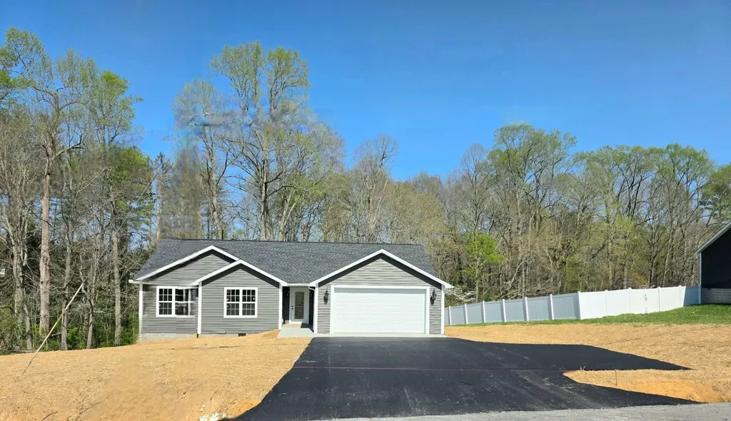 3661 Old Whitley Road London KY 40744