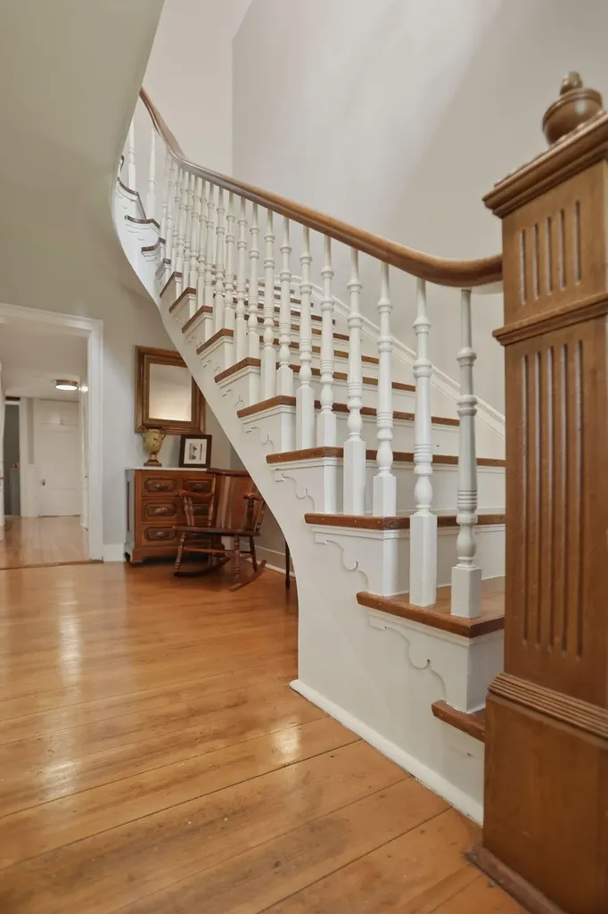 755 Delaney Ferry Road Versailles KY 40383