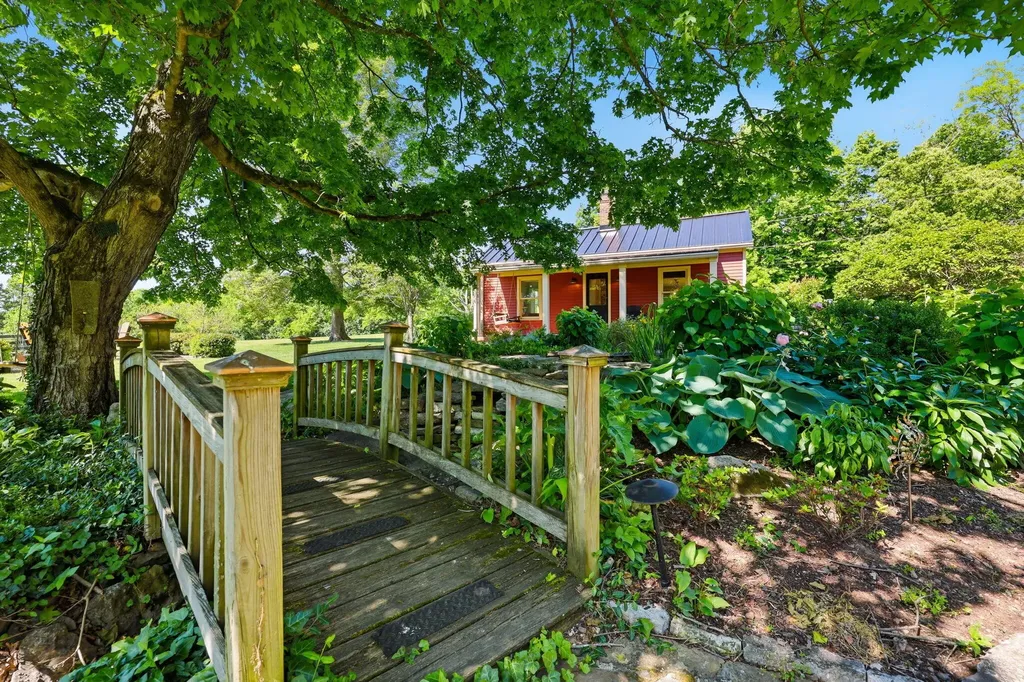 755 Delaney Ferry Road Versailles KY 40383