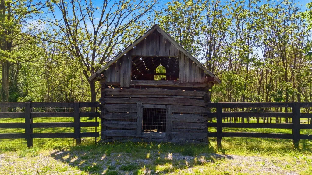 755 Delaney Ferry Road Versailles KY 40383